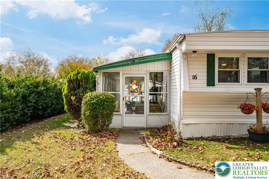 16 Springridge Road, Moore, PA 18014 - #2