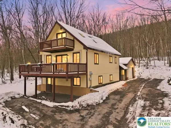 704 Rainbow Terrace, Polk Twp, PA 18330