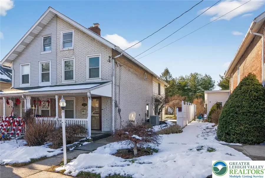 3015 N 3rd Street, Hokendauqua, PA 18052 - Image #3