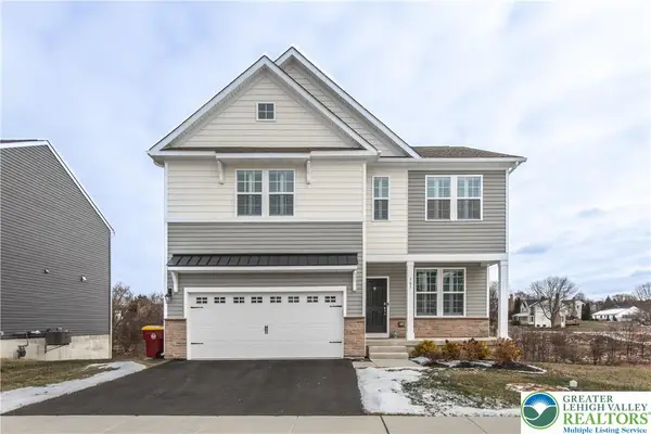 307 Knollwood Drive, Forks Twp, PA 18040