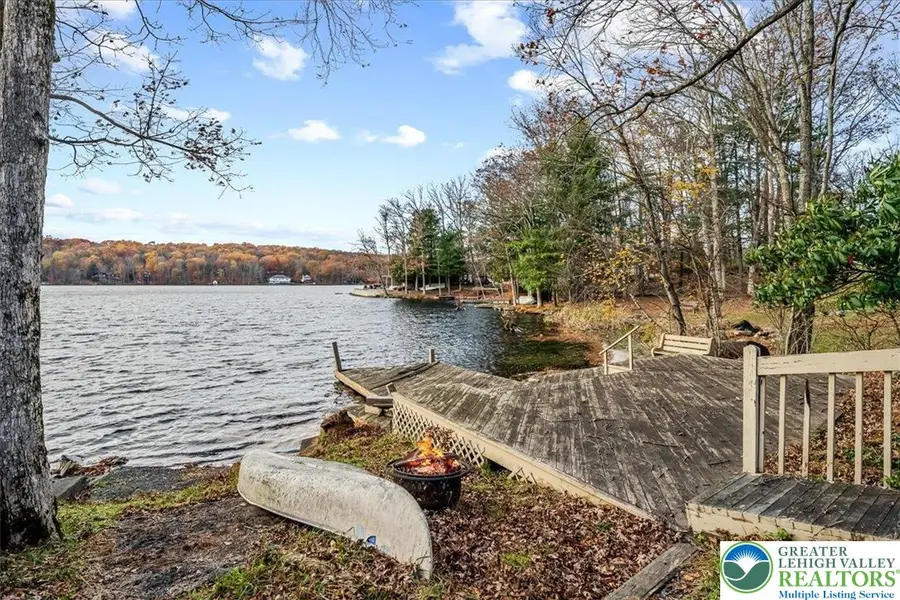 6361 Lakeshore Drive E, Middle Smithfield Township, PA 18302 - Image #2