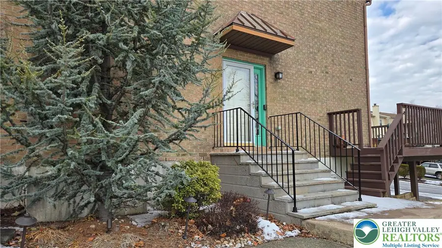 1391 Presidential Drive, Fullerton, PA 18052 - Image #2