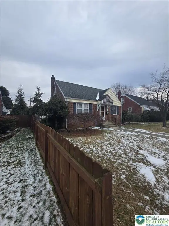 2236 Lincoln Street, Bethlehem, PA 18017 - Image #2