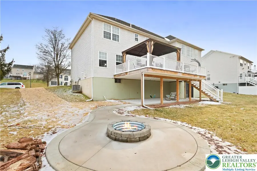 118 Walker Drive, Allen, PA 18067 - Image #2