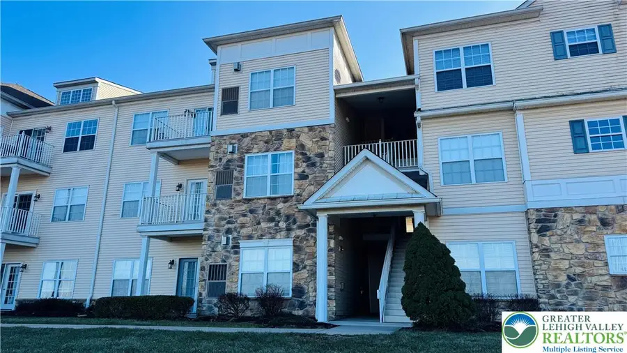 502 Waterford Terrace, Easton, PA 18042 - Image #2