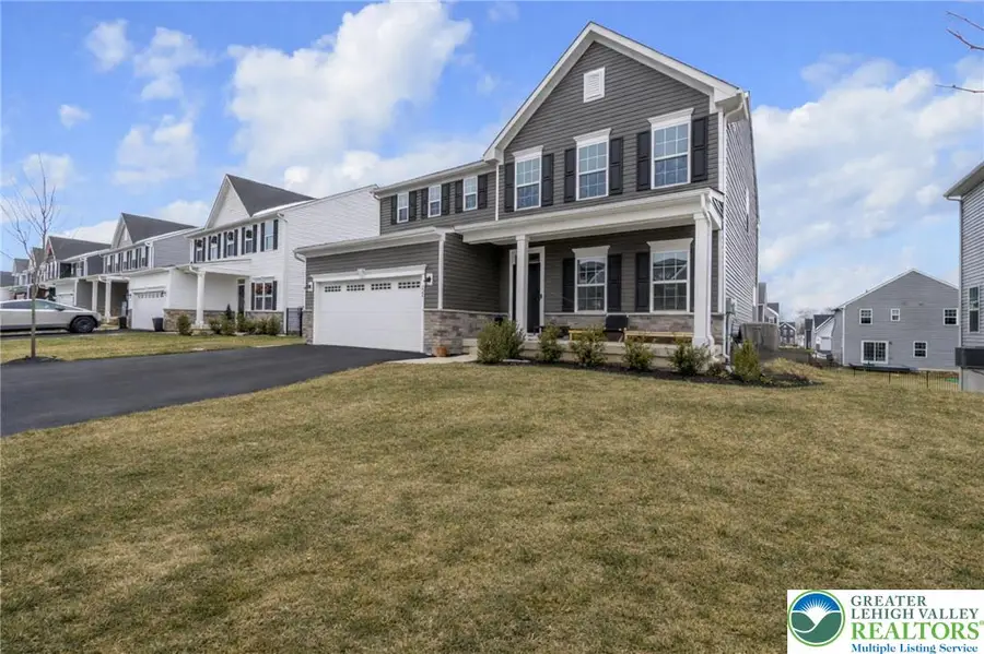 820 Hendon Lane, North Catasauqua, PA 18032 - #2