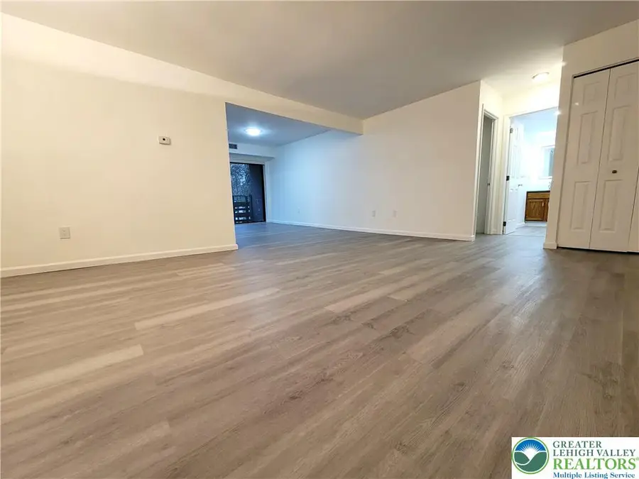 1590 Alta Drive #D9, Fullerton, PA 18052 - Image #3