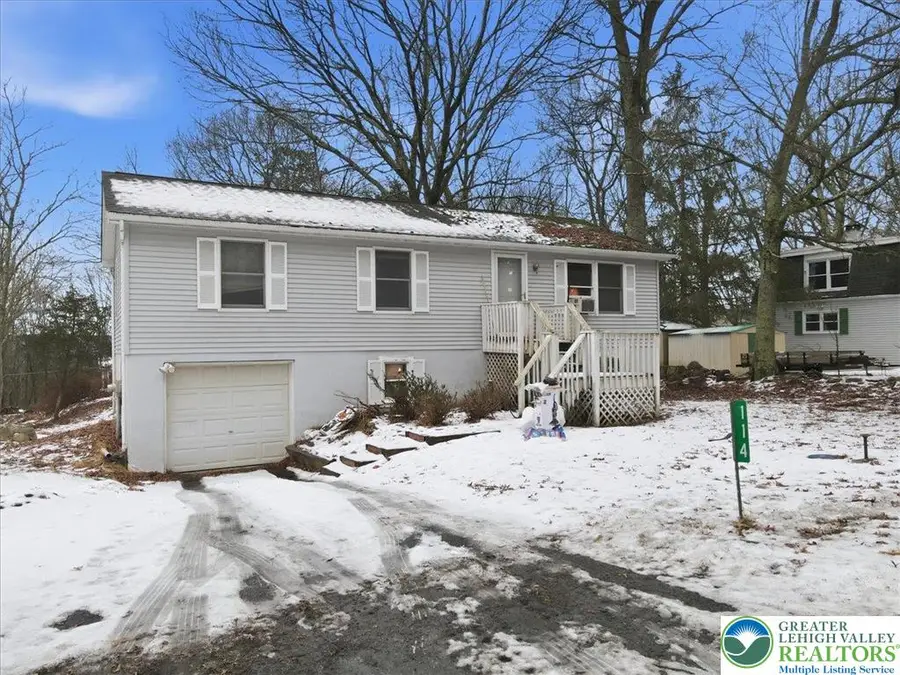 114 Carol Road, Middle Smithfield Township, PA 18302 - Image #2