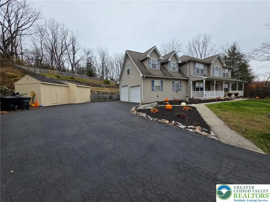 95 Benns Hill Road, Washington, PA 18013 - Image #2