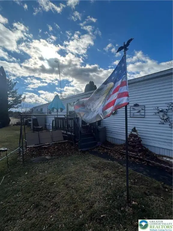 285 Greenbriar Drive, East Allen, PA 18014 - Image #2