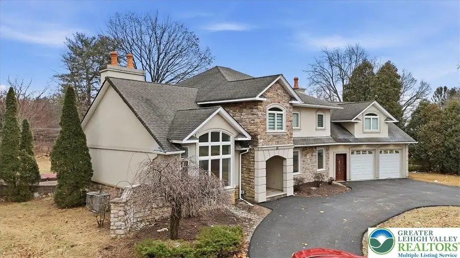 3616 Magnolia Drive, Bethlehem Township, PA 18045 - Image #2