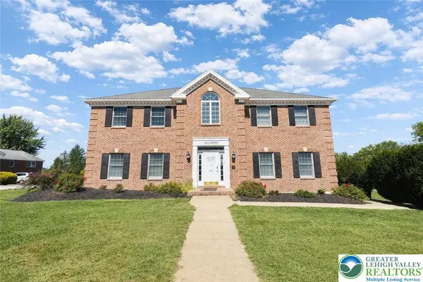 203 E Emmaus Avenue, Salisbury Twp, PA 18103