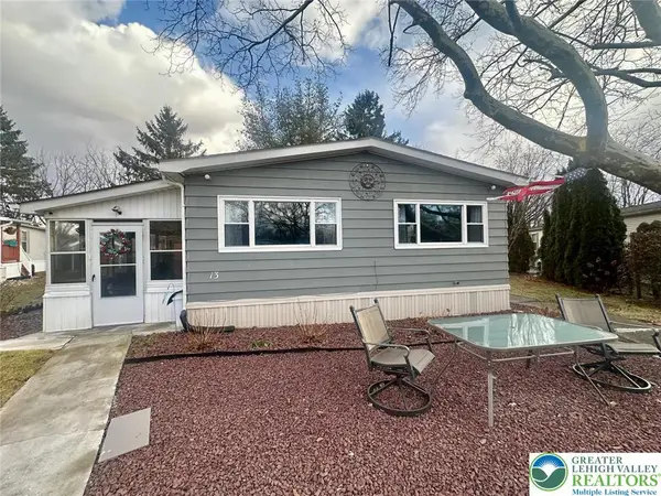 13 Longwood Circle, Moore Twp, PA 18014