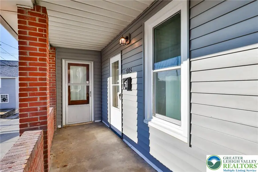 1005 Railroad Street, North Catasauqua, PA 18032 - Image #3