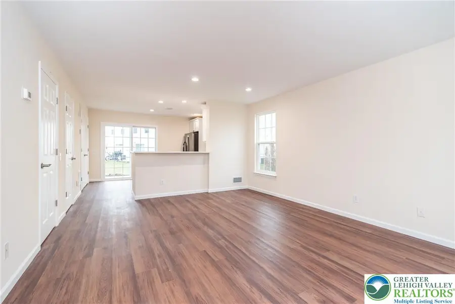 8428 Saylor Court, Breinigsville, PA 18031 - Image #3