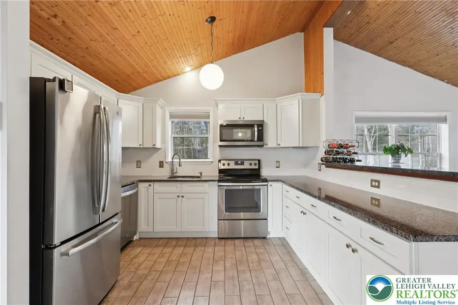 630 Wooddale Road, Middle Smithfield Township, PA 18302 - Image #3