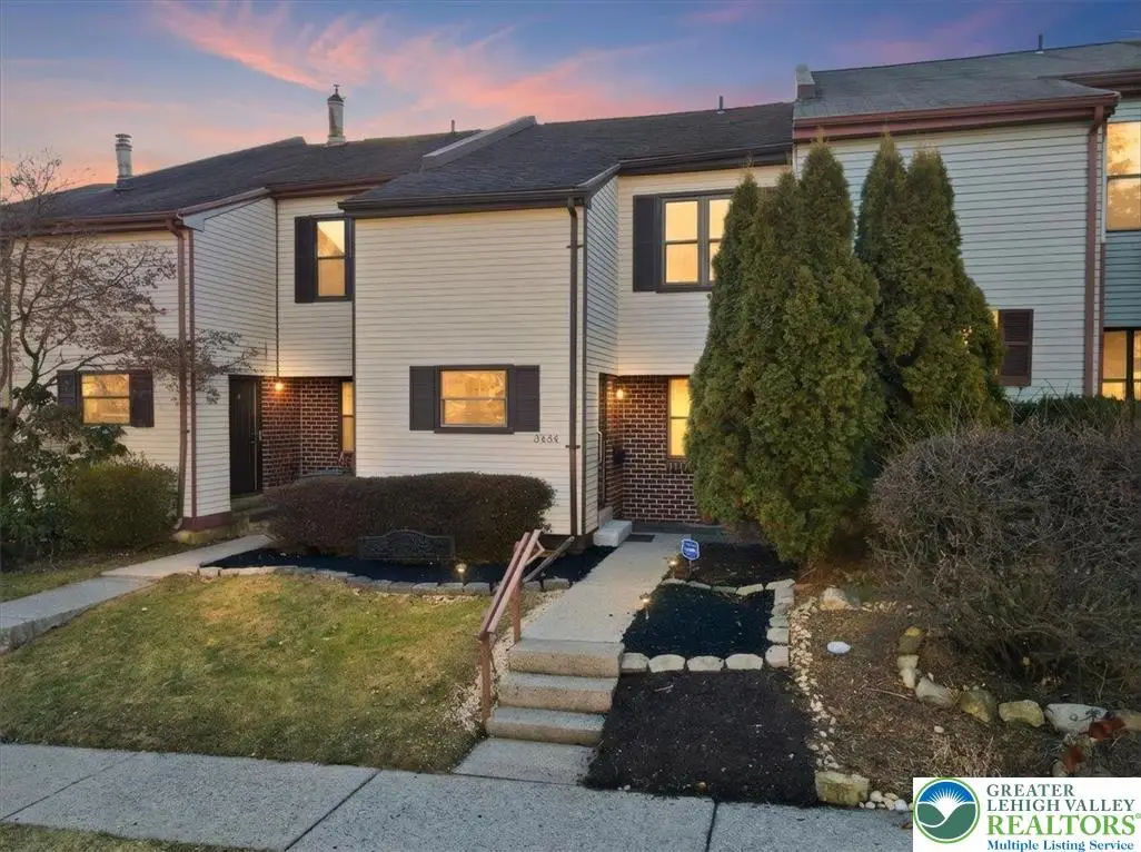 3434 Colonial Court, South Whitehall Township, PA 18104 - Image #1