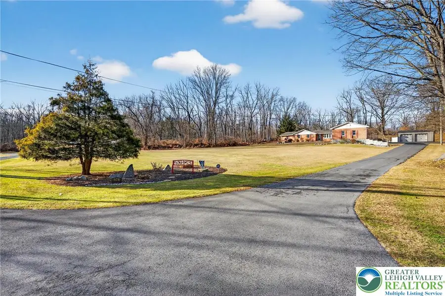 978 Totts Gap Road, Upper Mount Bethel, PA 18013 - #2