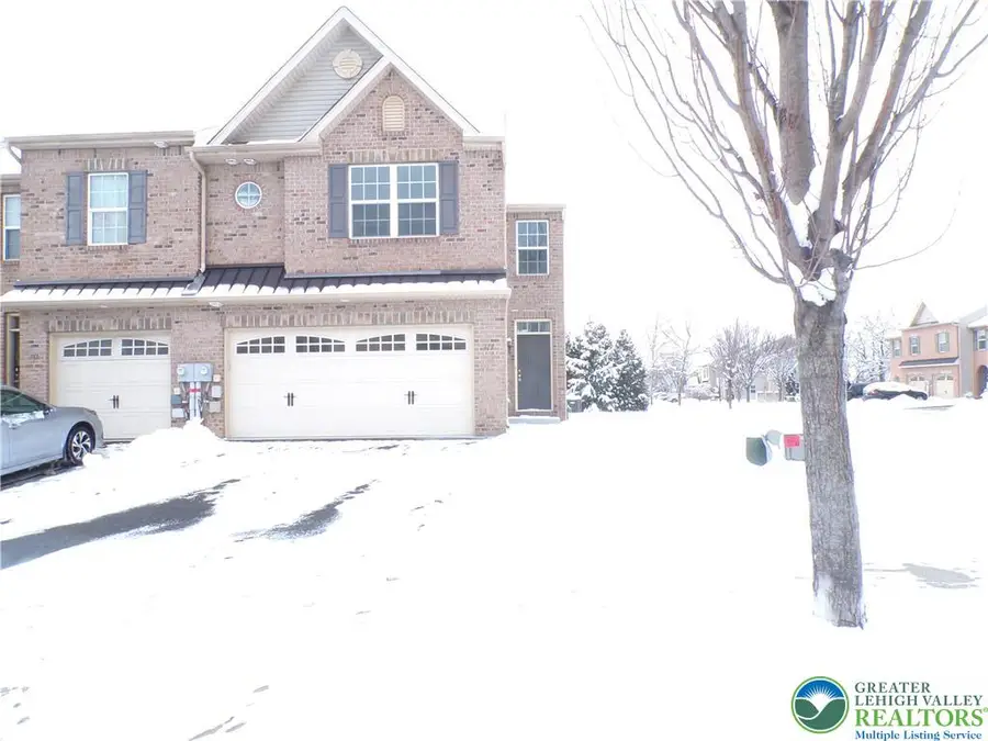 319 Milkweed Drive, Upper Macungie, PA 18104 - Image #2