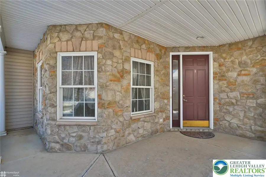 13 Devonshire Drive, Palmer Township, PA 18045 - Image #2