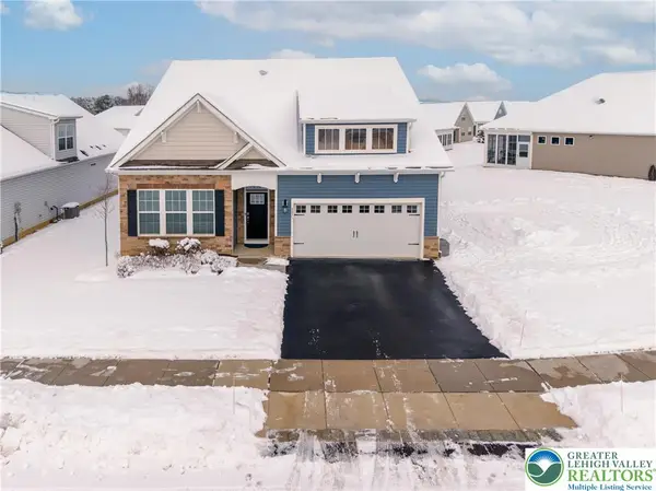 8071 Schaefer Crest, Upper Macungie Twp, PA 18031