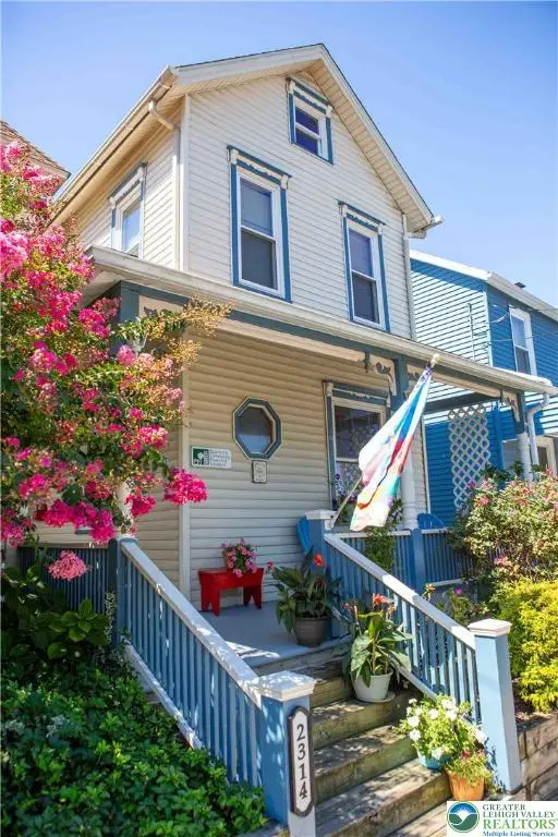 2314 N 1st Avenue, Whitehall, PA 18052 - #2