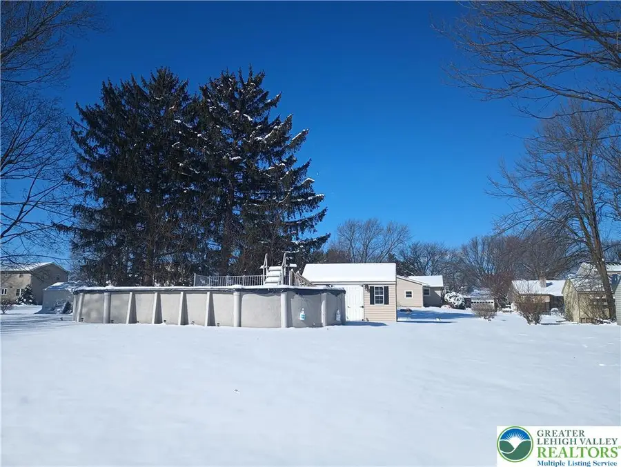 6427 Tupelo Road, Upper Macungie, PA 18104 - Image #2