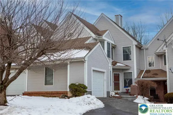 7923 Cross Creek Circle, Upper Macungie Twp, PA 18031