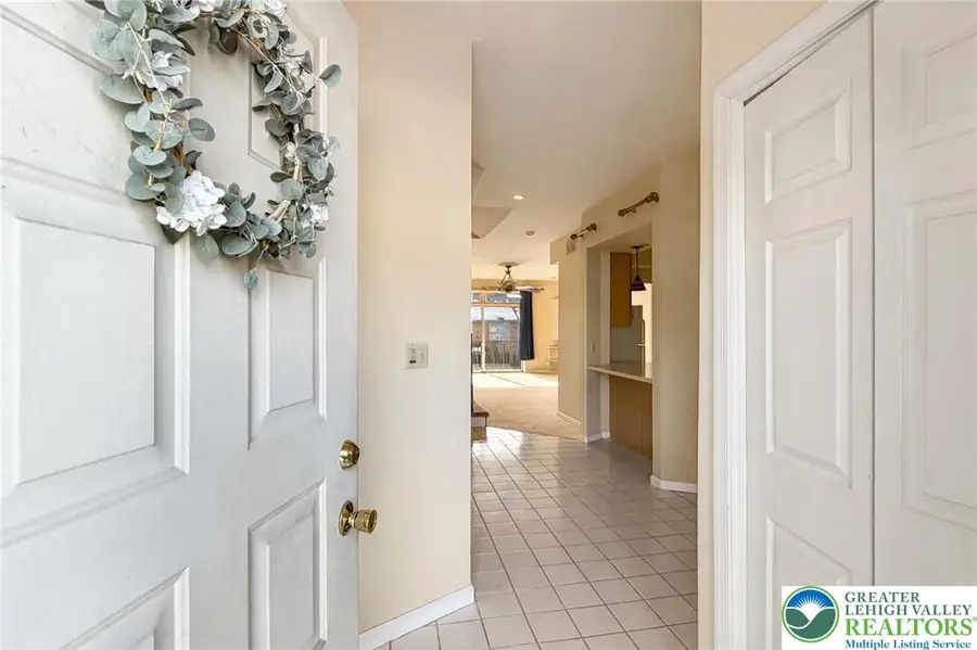 1652 Harding Circle, Fullerton, PA 18052 - Image #3