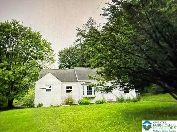 15 Elm Street, East Stroudsburg, PA 18301