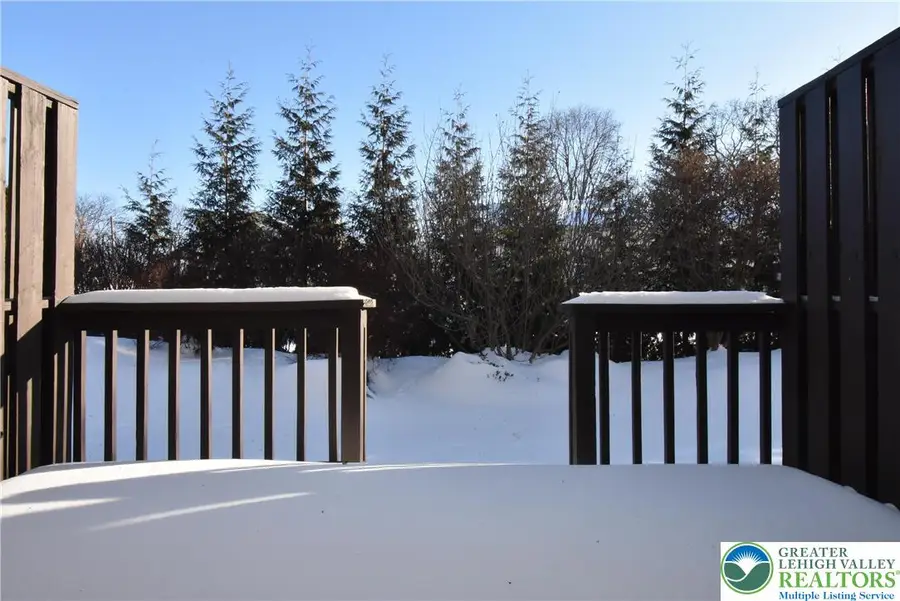 573 Ponds Edge Lane #A4, Upper Macungie, PA 18104 - Image #2