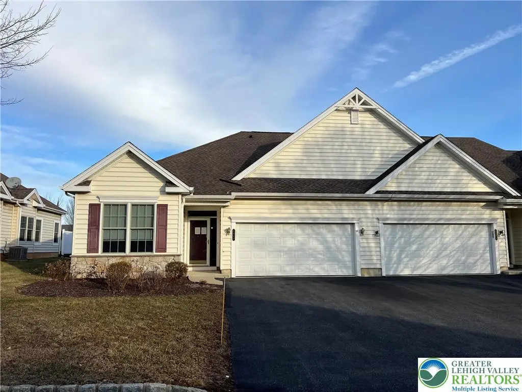 6960 Constitution Drive, Hanover, PA 18017 - #1