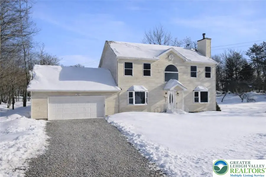 106 Greenleaf Drive, Emerald Lakes, PA 18334 - Image #2