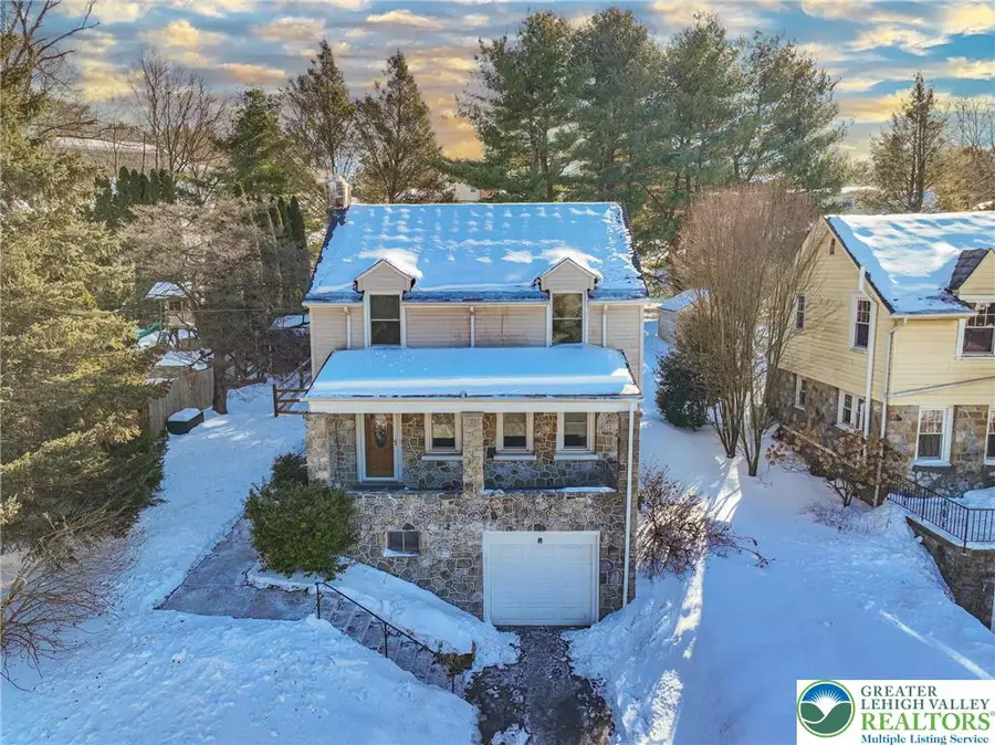 2364 Gruver Avenue, Palmer Township, PA 18045 - #2