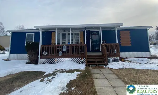 8755 Breinig Run Circle, Upper Macungie Twp, PA 18031