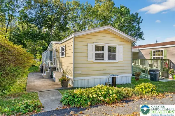 8220 Airport Road #4, East Allen Twp, PA 18067