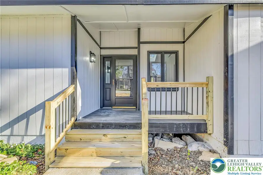 1135 Seven Nation Drive, Coolbaugh Township, PA 18466 - Image #2