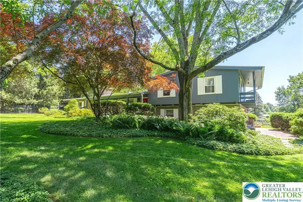 684 Pine Top Trail, Bethlehem City, PA 18017