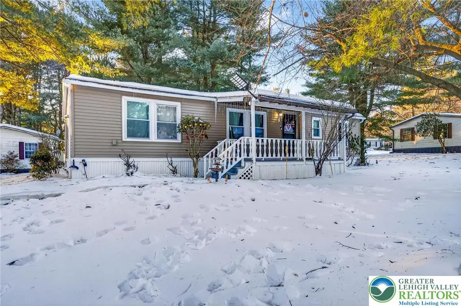 1012 Spruce Lane, Breinigsville, PA 18031 - Image #3