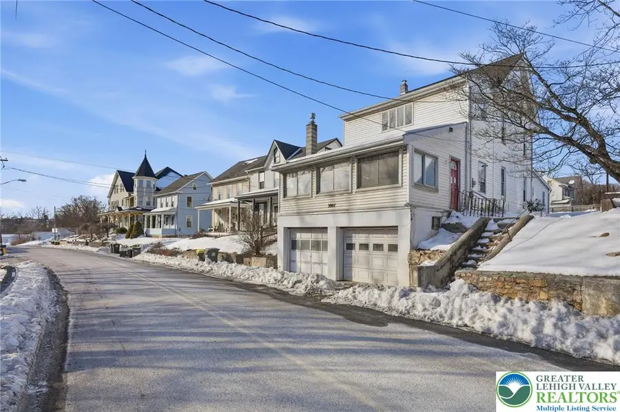 3907 Main Street, Slatedale, PA 18080 - #3