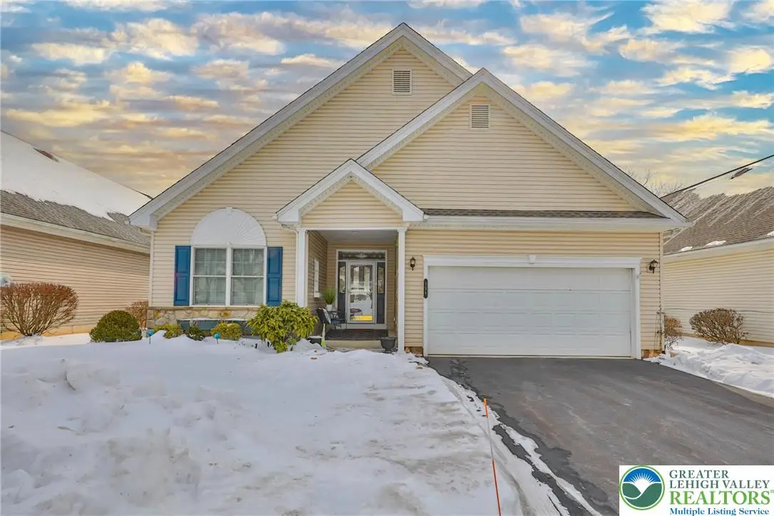 134 Glenmoor Circle S, Palmer Township, PA 18045 - #1