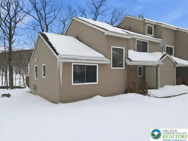 3301 Windermere Drive, Bushkill, PA 18324
