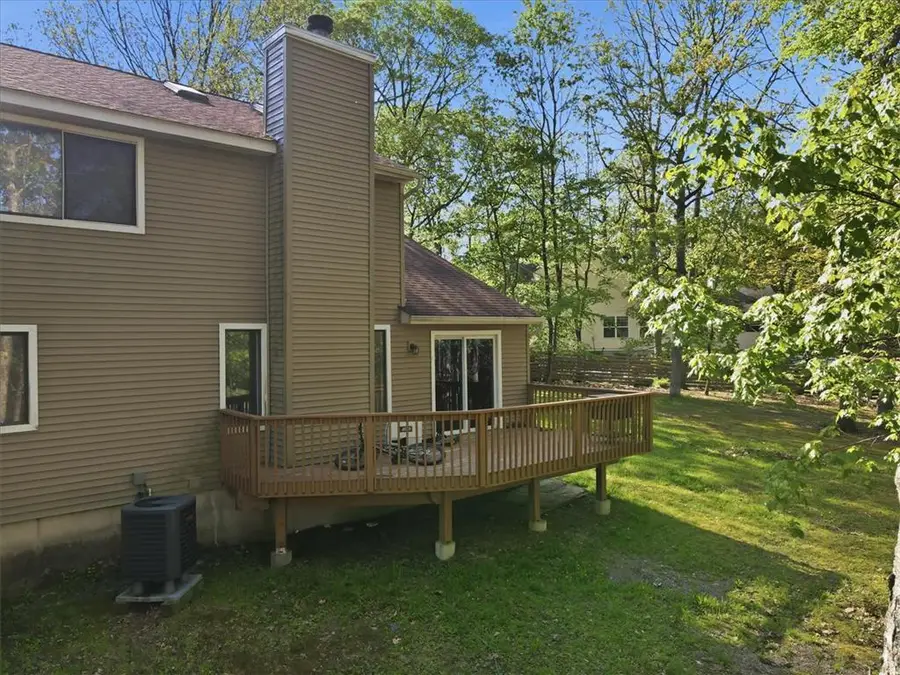 3301 Windermere Drive, Saw Creek, PA 18324 - #2