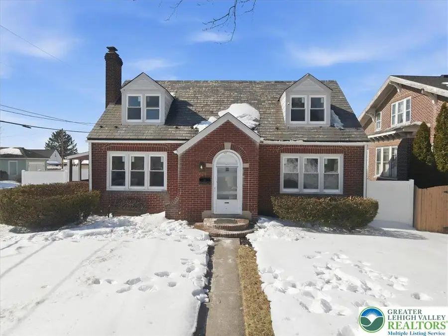 1032 Club Avenue, Allentown, PA 18109 - #3