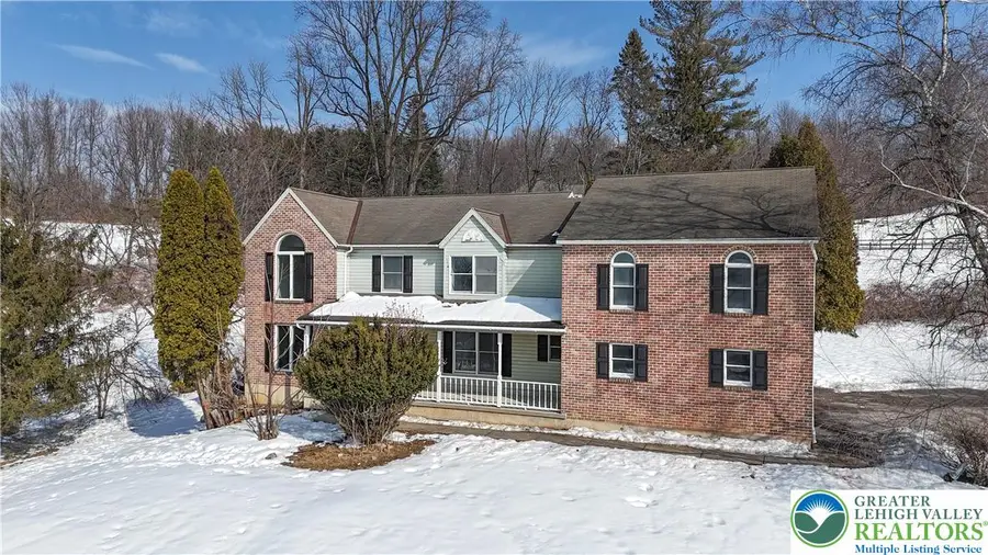 15 Spring Water Court, Easton, PA 18042 - #2