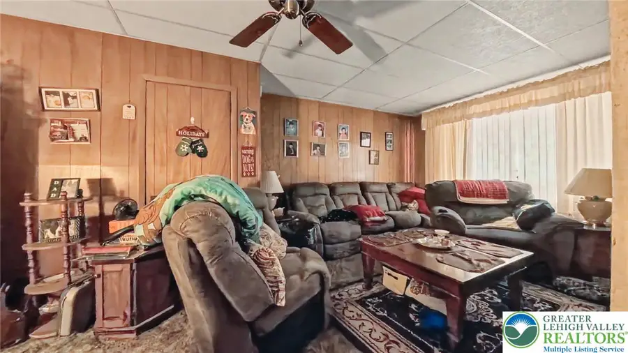 229 W Patterson Street, Lansford, PA 18232 - #3