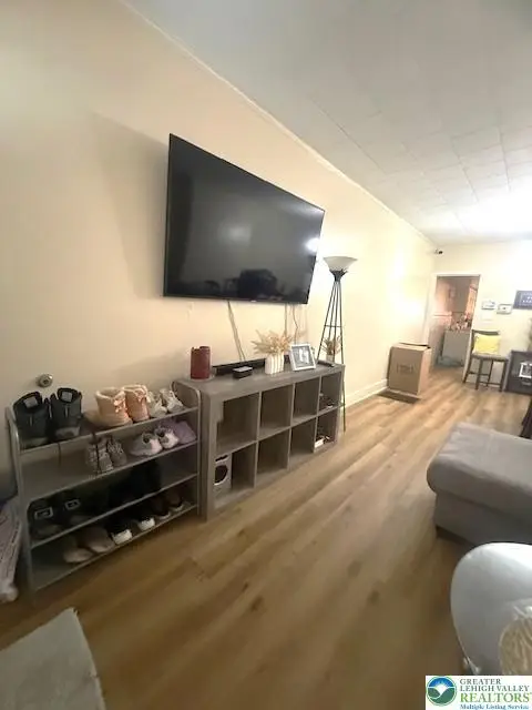 533 N 16th Street, Allentown, PA 18102 - #3