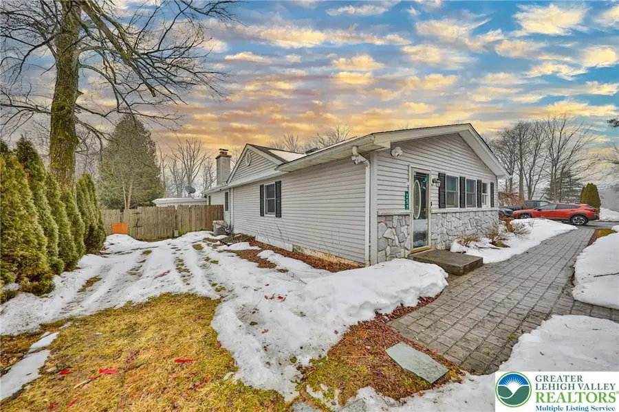 257 Hoffman Road, Wind Gap, PA 18091 - #2