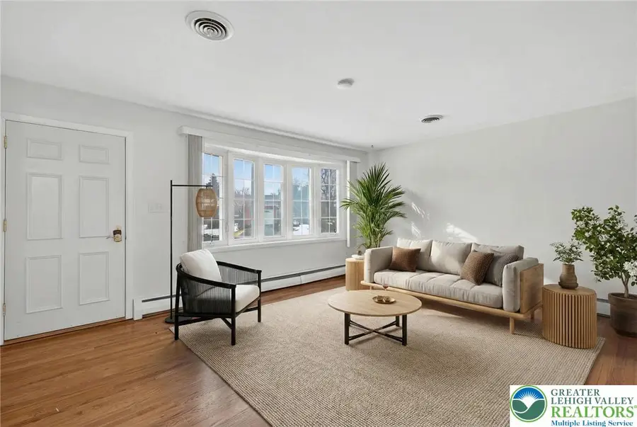 58 Colonial Road, Allentown, PA 18109 - #3