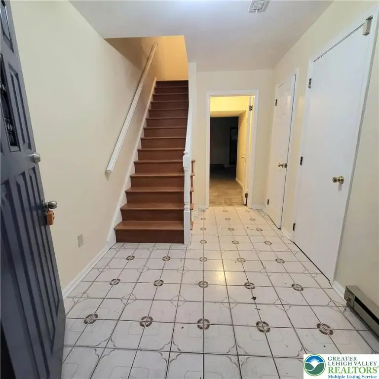 1081 Barnside Road, Allentown, PA 18103 - #2